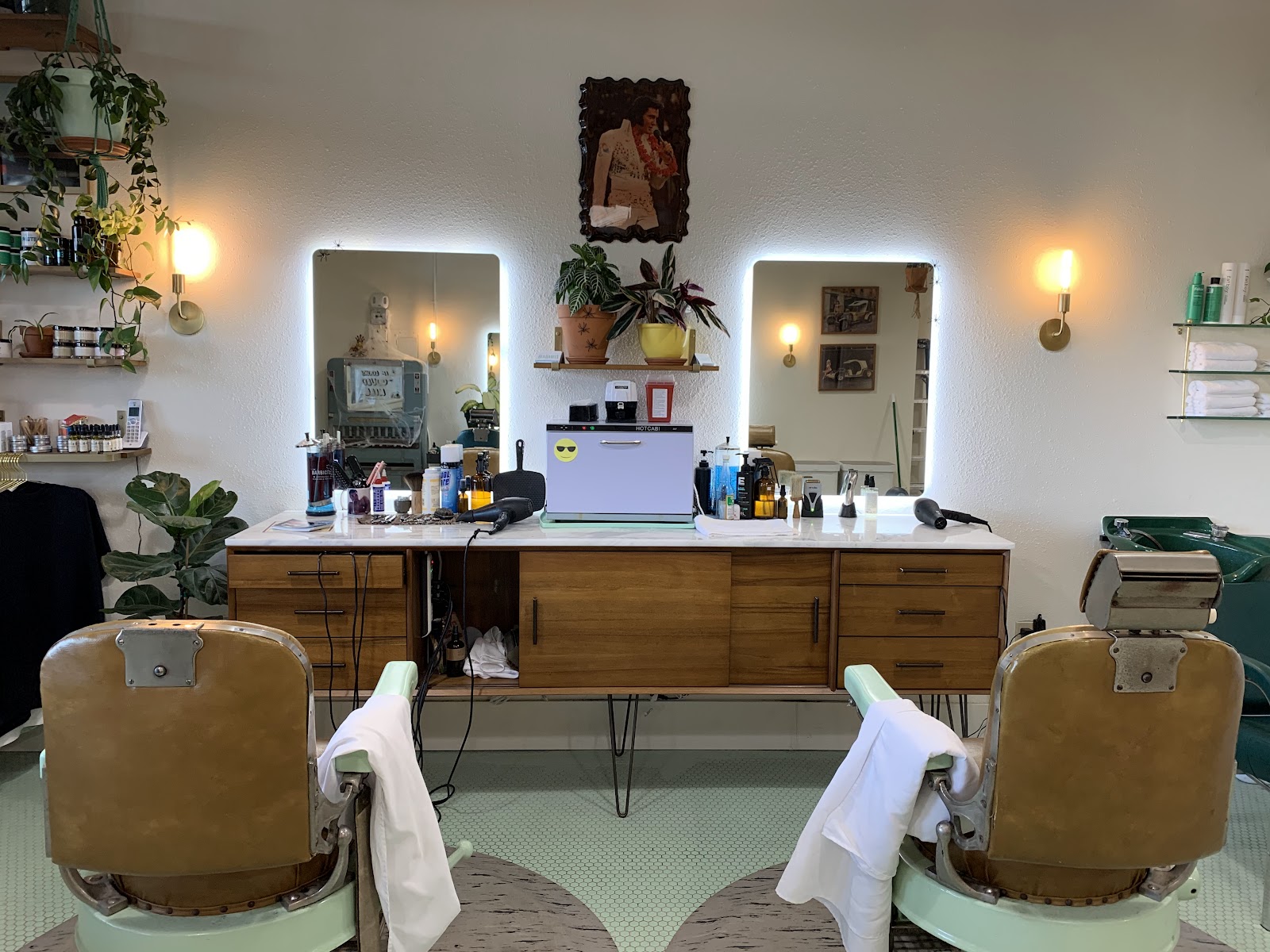 Old Habits Barbershop - Barbershop in Seattle