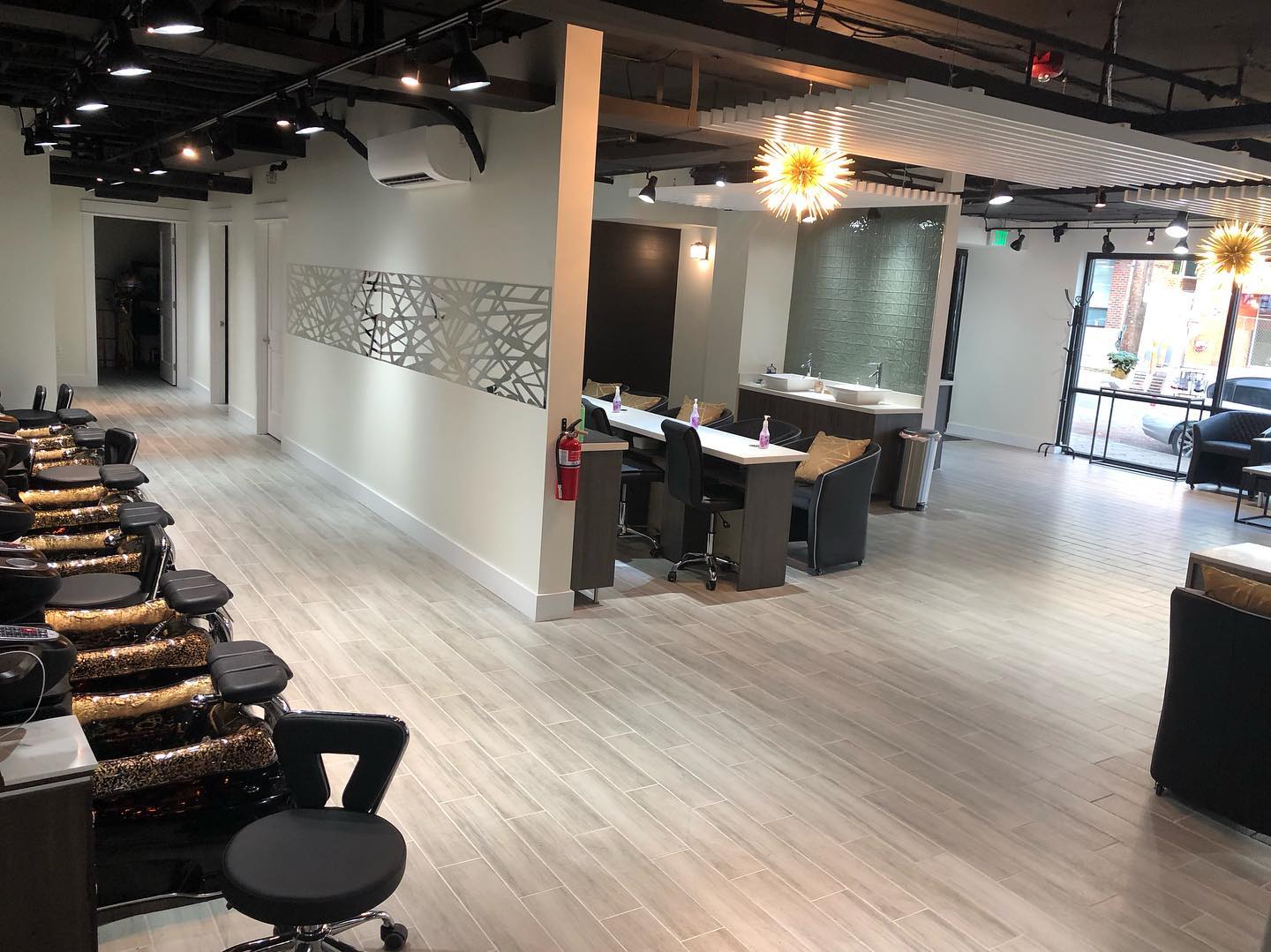 Ascend Nail Lounge - Nail Salon in Seattle