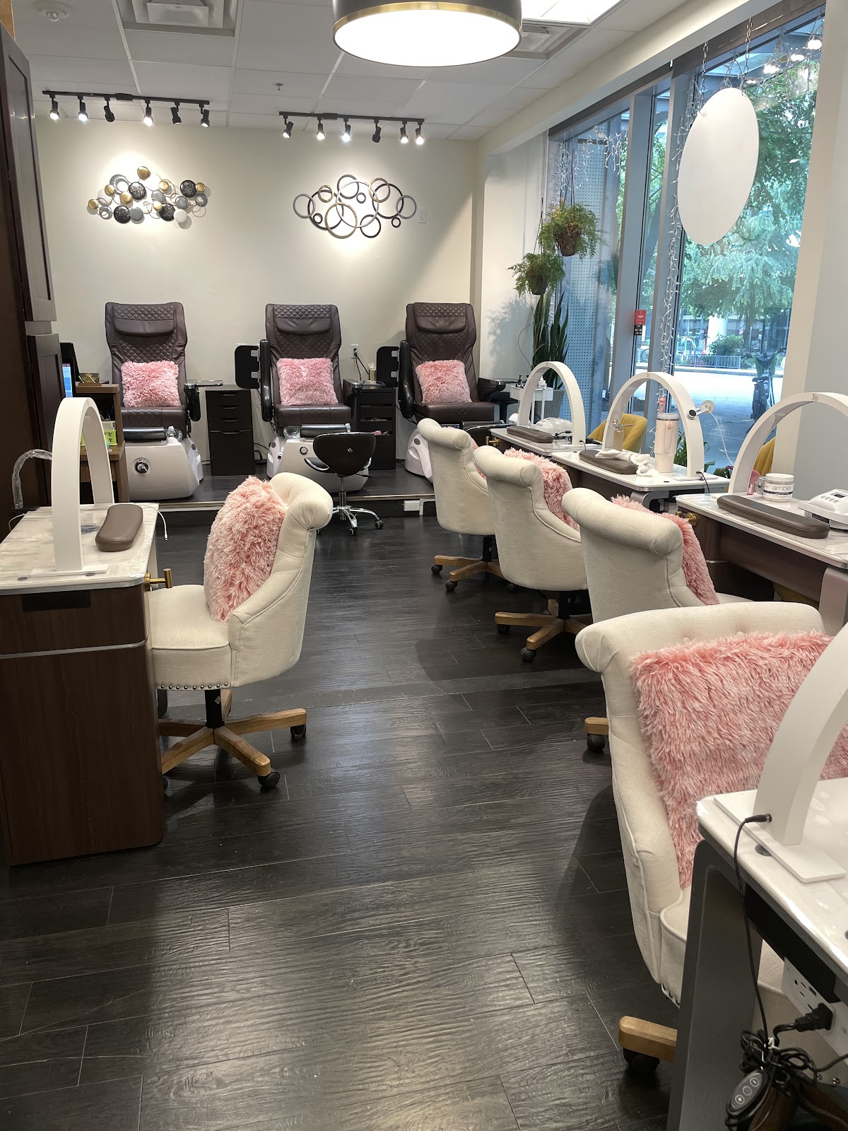 Marigold Nail Salon - Nail Salon in Seattle