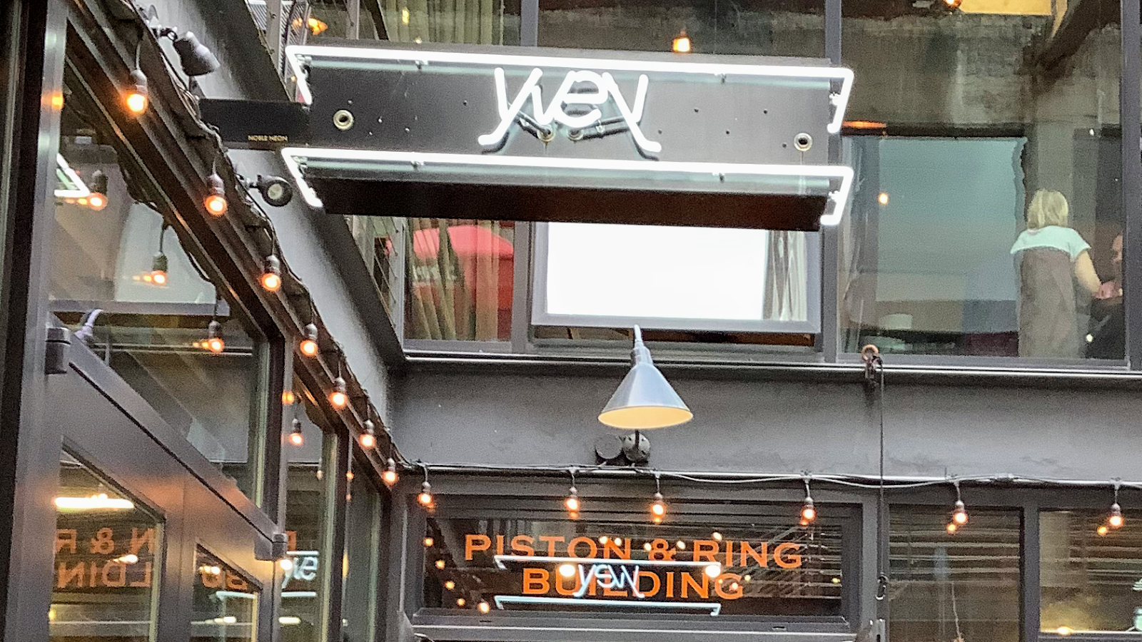 Yvey Salon - Barbershop in Seattle