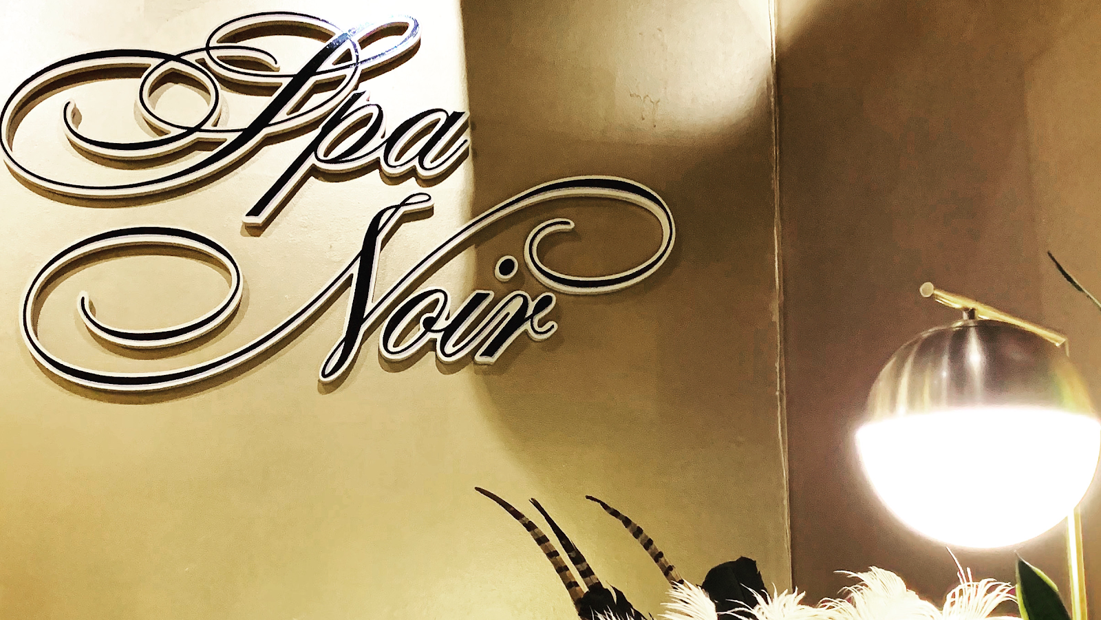 Spa Noir - Nail Salon in Seattle