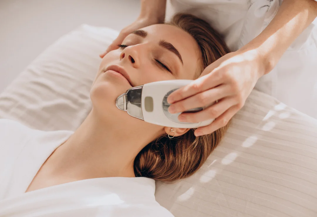 Upscale Med Spa - Massage, GLP-1, Facial, Nails - Nail Salon in Tacoma