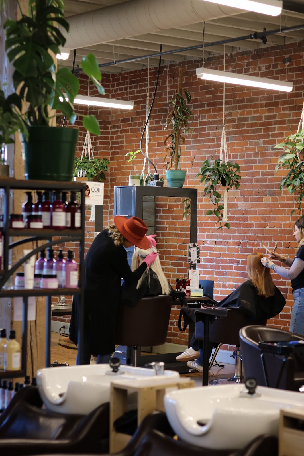 Incognito - Aveda Concept Salon & Spa - Nail Salon in Spokane