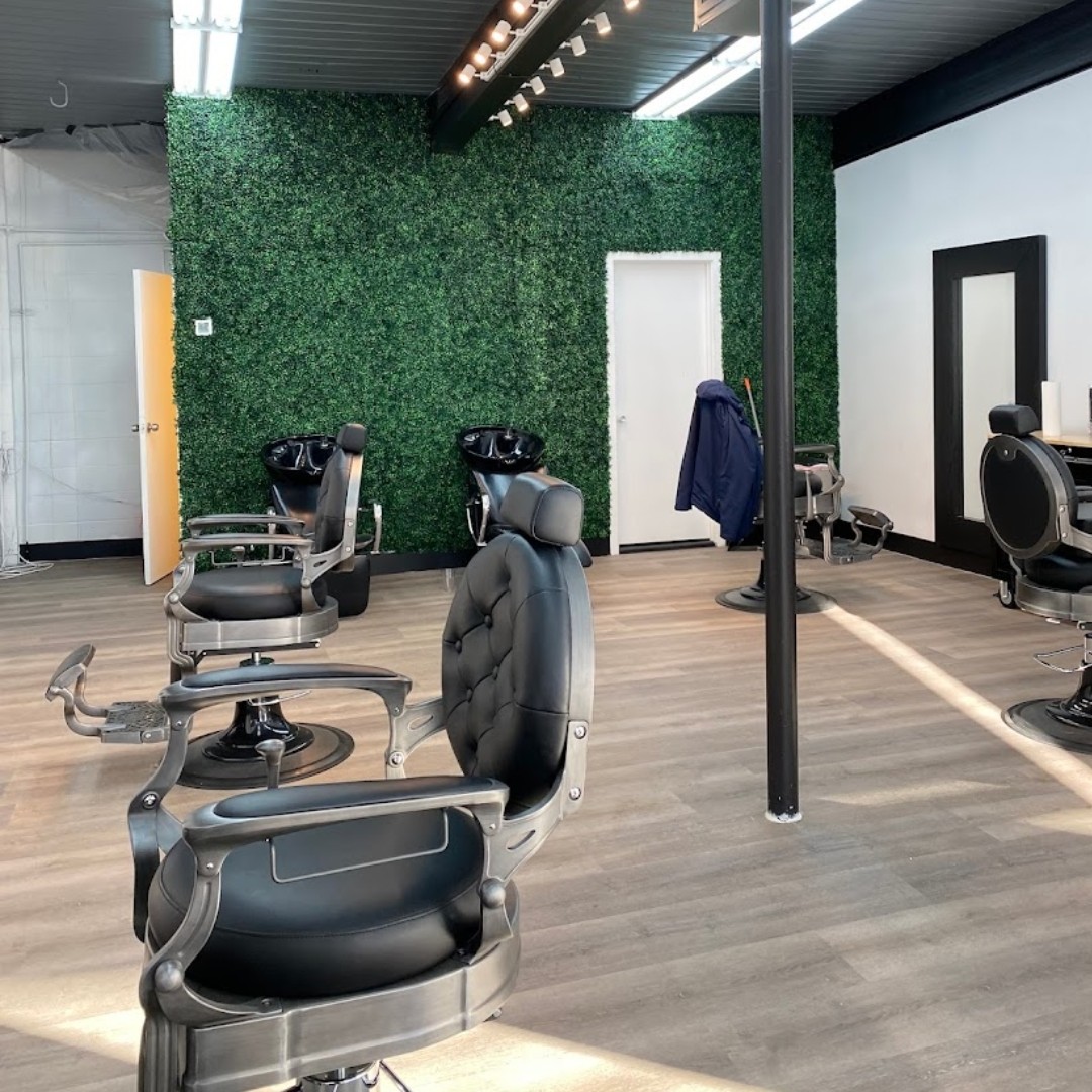 Uppercuts Barbershop - Barbershop in Bellevue