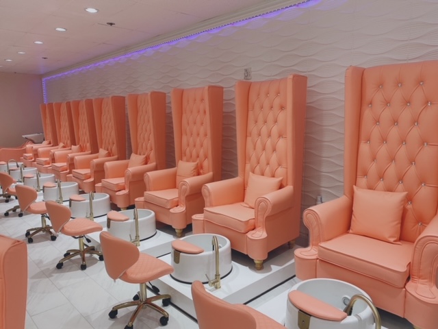 Pink Me Up Nail Salon & Spa - Nail Salon in Bellevue