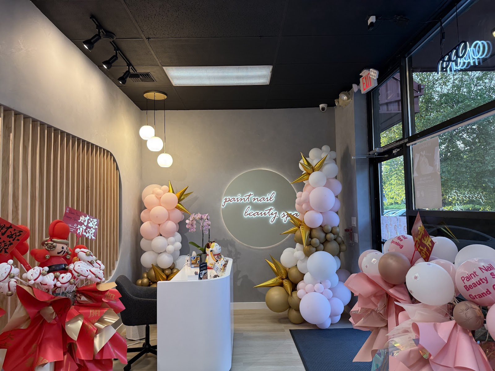 Paint Nail Beauty Spa Bellevue - Nail Salon in Bellevue