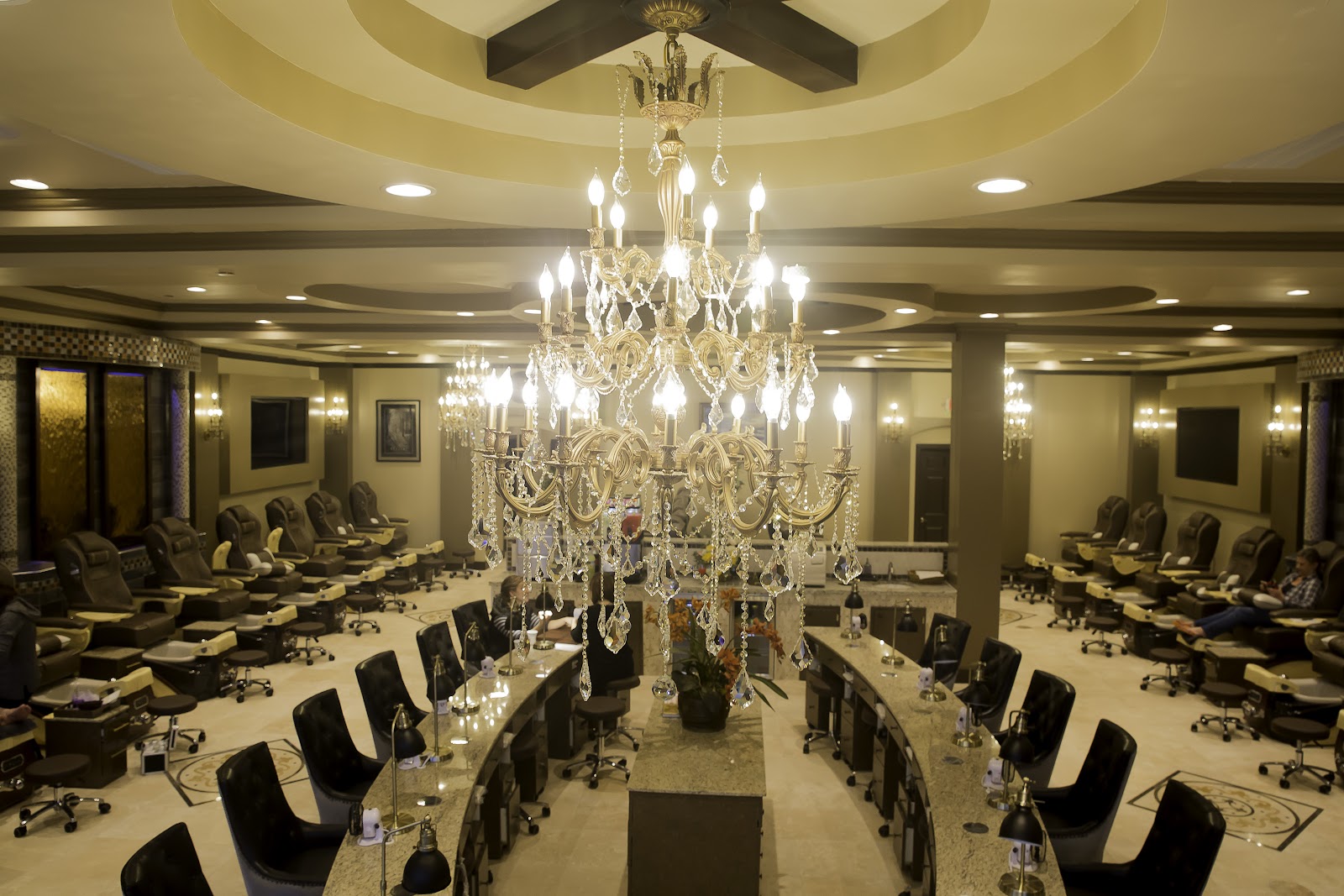 Castle Nail Bar - Nail Salon in Bellevue
