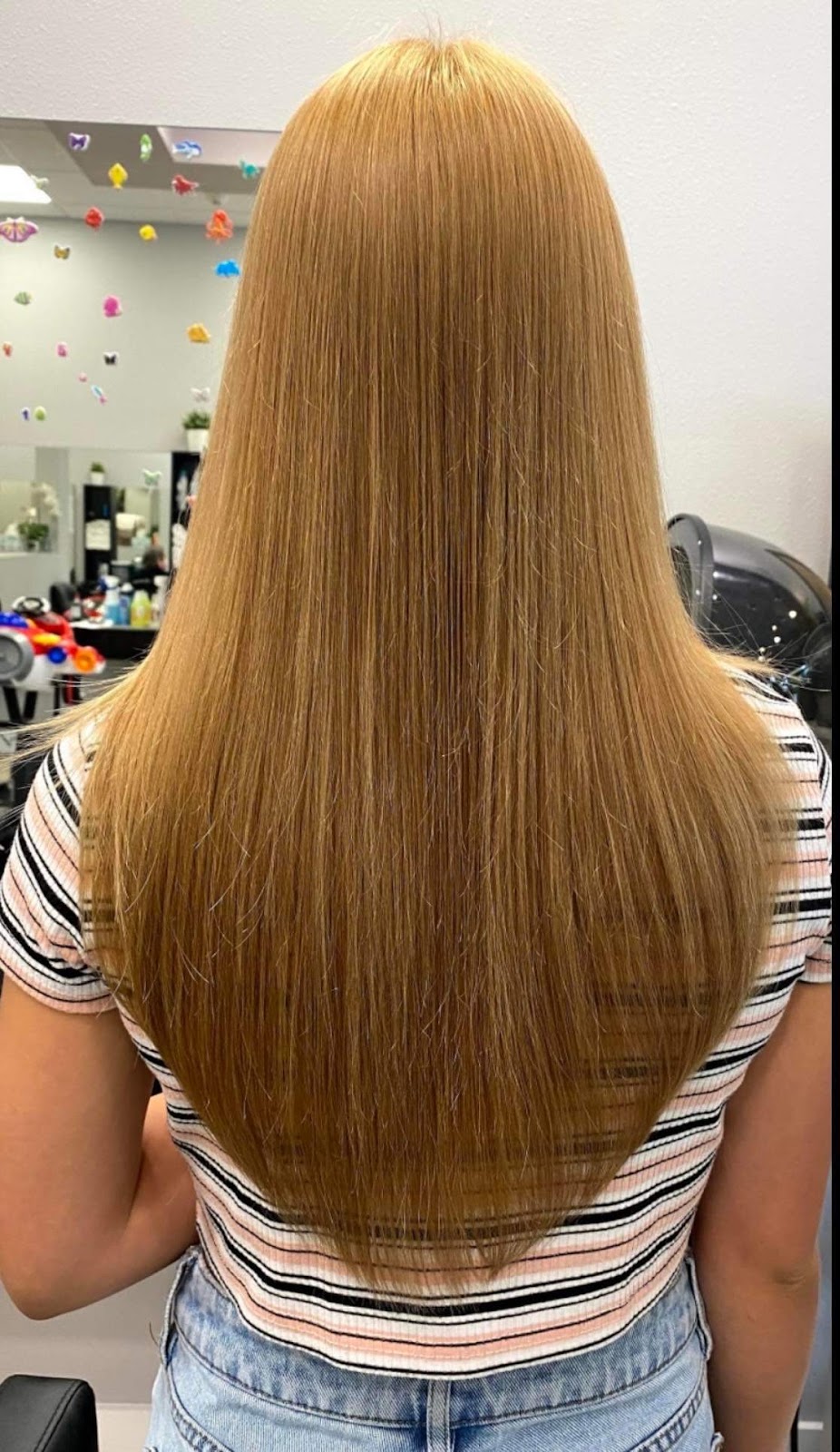 Hair Studio 18 - Hair Salon in Bellevue