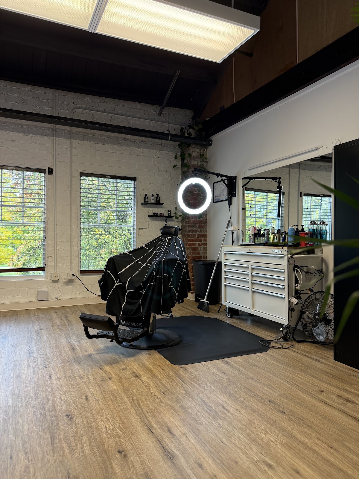 Lifted Up Barbershop - Barbershop in Olympia