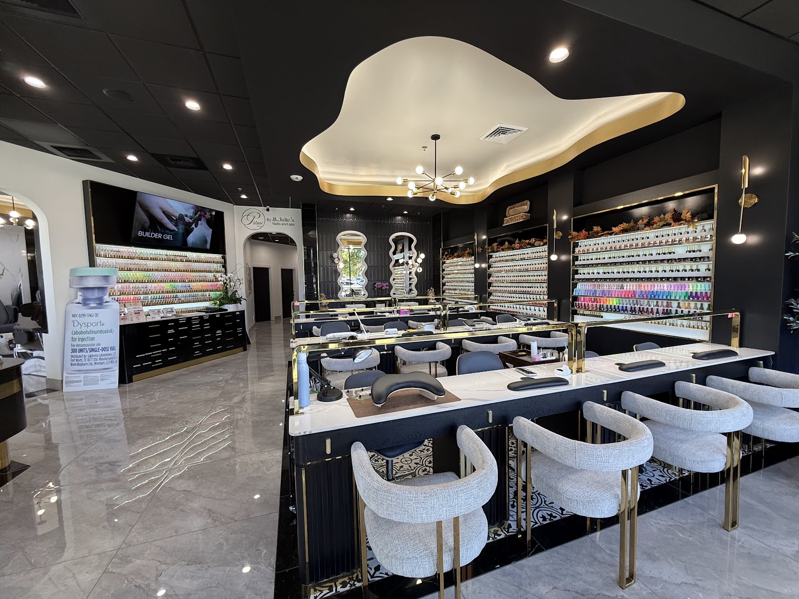 Julie's Nails and Spa at The Waterfront - Nail Salon in Vancouver