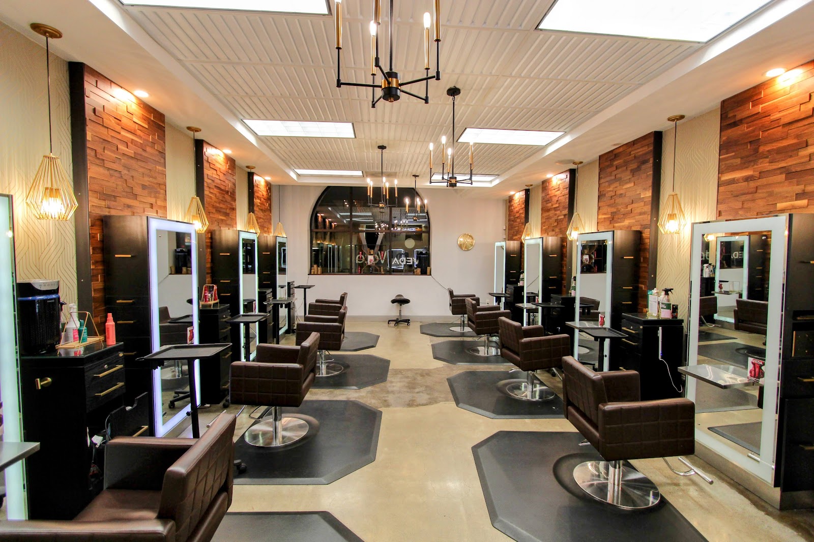 Vata Salon & Spa Aveda - Hair Salon in Vancouver