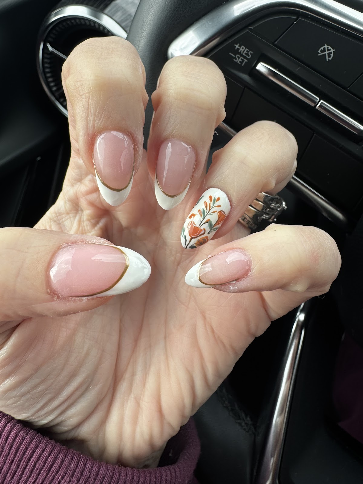 Lovely Nails & Spa - Nail Salon in Charleston