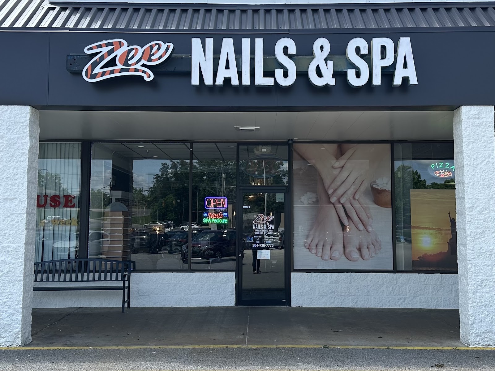 ZEE NAIL SPA - Nail Salon in Huntington